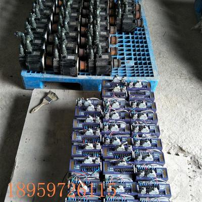 议价伺服电机TSB13102B-3NTA-T+驱动TSTC 30C-B一套 实物图