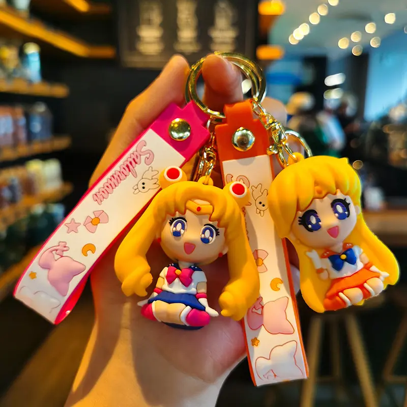 新品卡通可爱粉色美战士钥匙扣挂件心钥匙链包包挂件精致