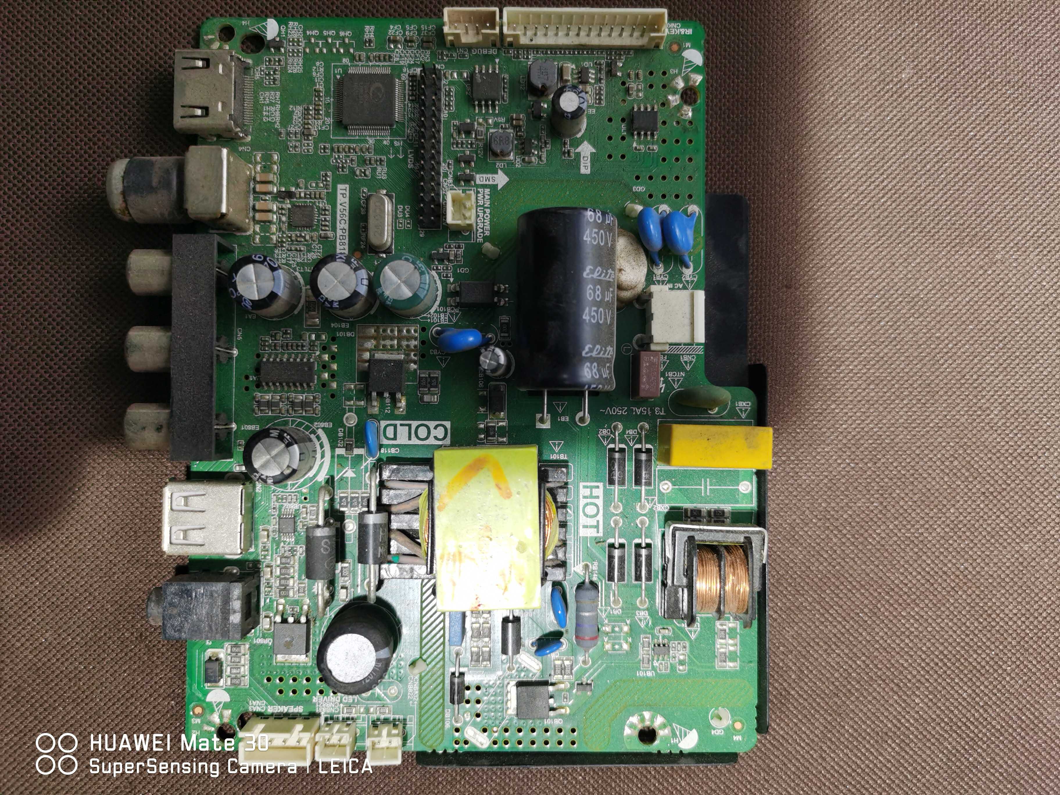 代用夏新3268D主板TP.V56C.PB818屏V315B5-P01