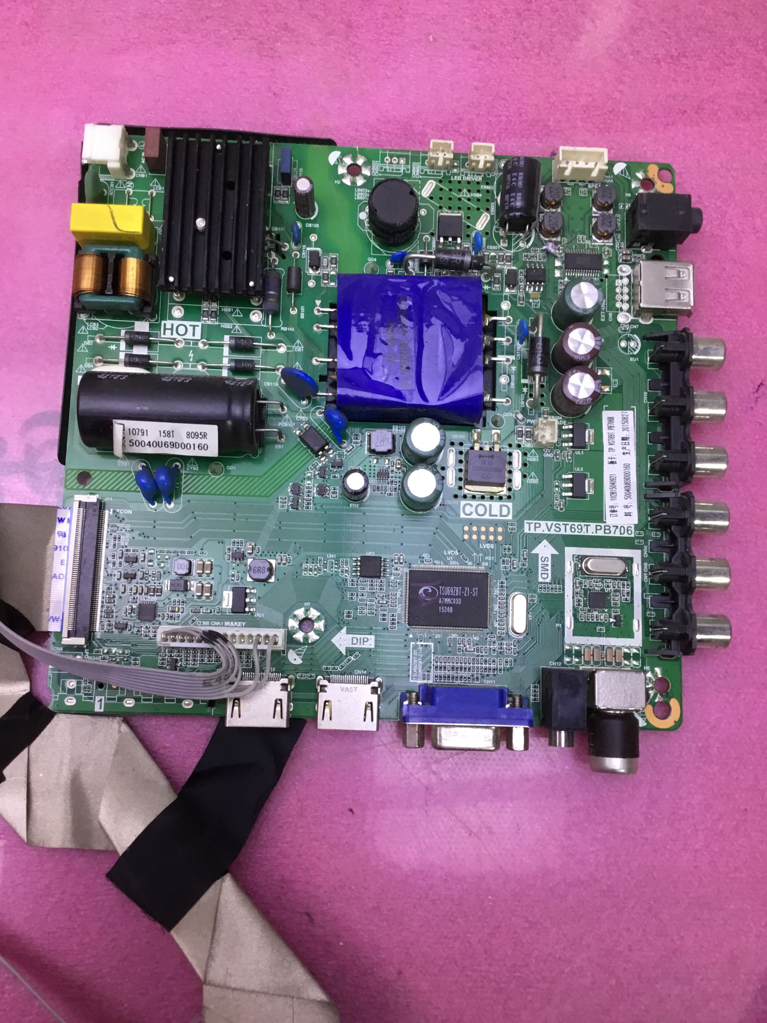 原装 32寸 液晶主板TP.VST69T.PB706 配屏AJ32T03