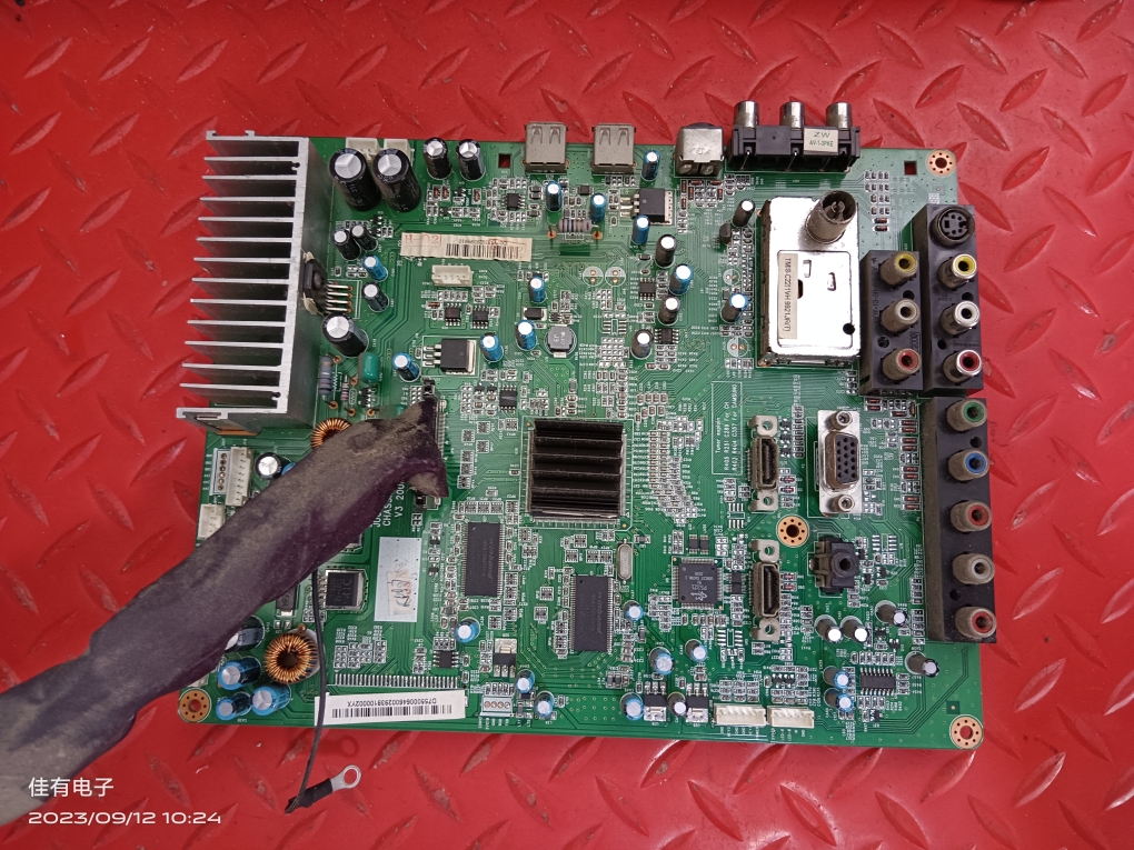 原装长虹LT42710FHD主板JUC7.820.00014431配屏T420HW04 V.2