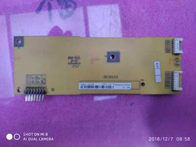 原装TCL L32F2370B液晶电视配件 背光板40-0E3213-DRD1XG 0E321C3