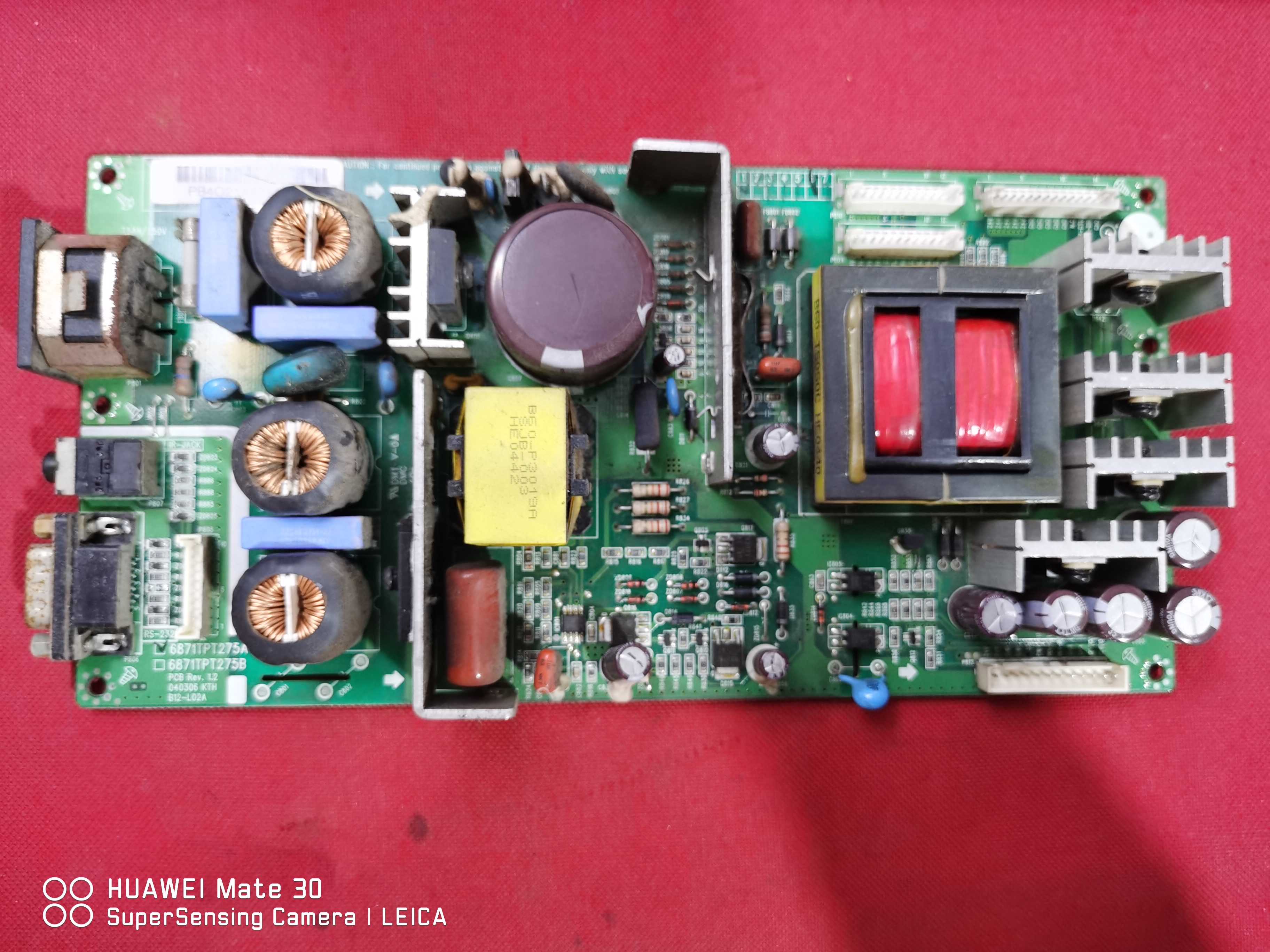 原装 LG RT-32LZ50 电源板 6871TPT275A B12-L02A