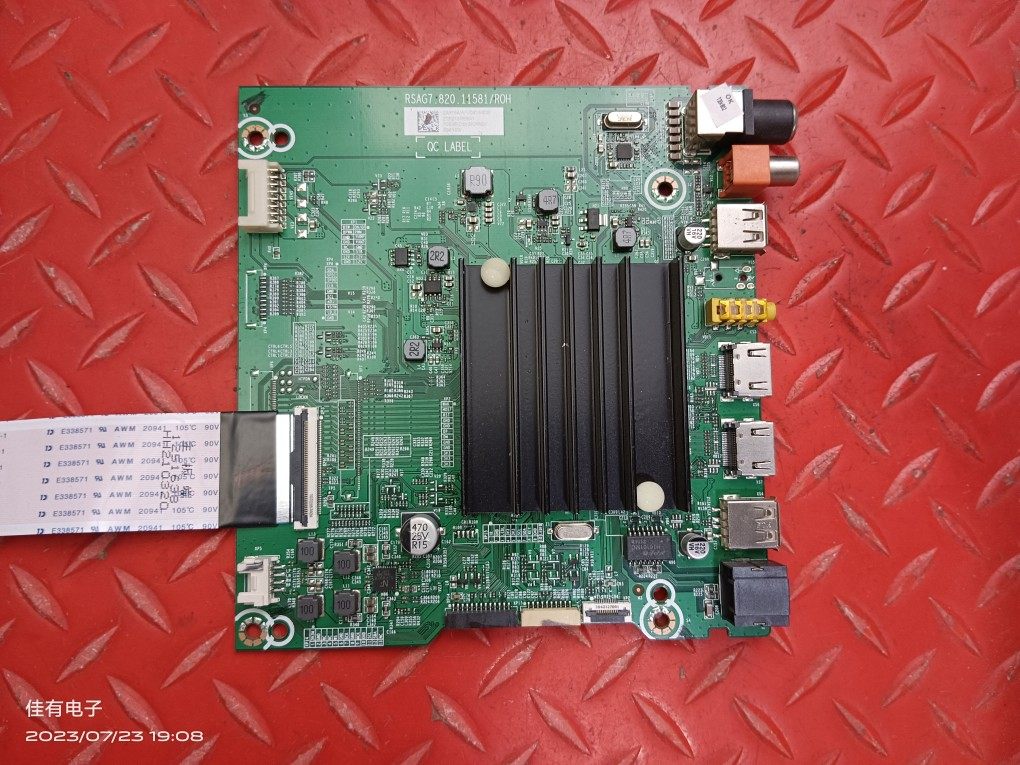 原装海信70E3F BOM2主板RSAG7.820.11581配屏HD700Y1U41-L1/S0
