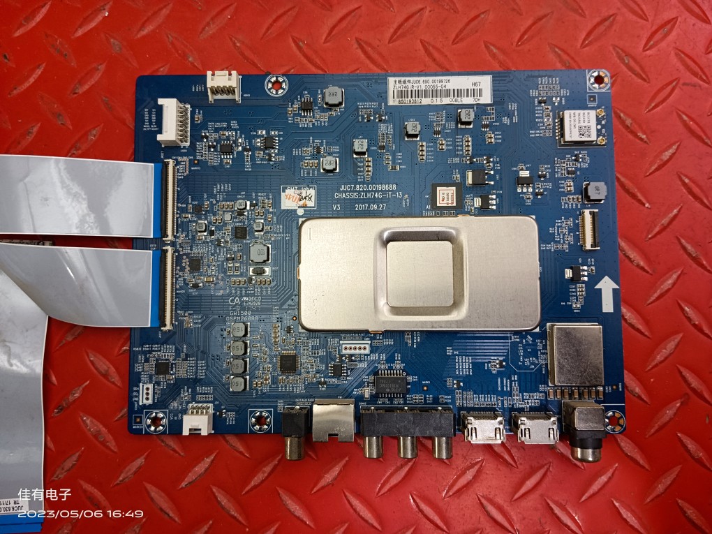 长虹  55F9电视主板JUC7.820.00198688屏C550U17-E4-B