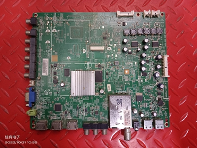 主板715G4611-M0E-000-004K