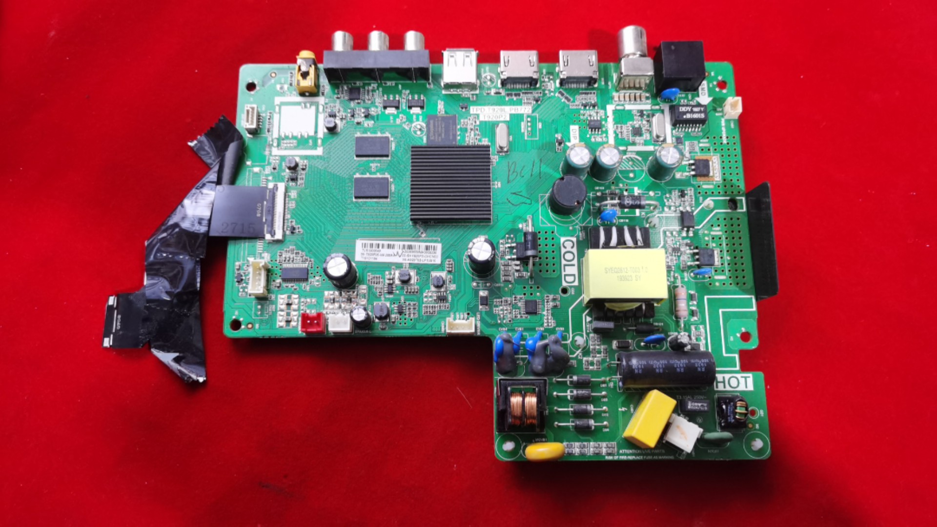 东芝32L2600C原装主板TPD.T920L.PB772 T920P2屏LVW320NDEL