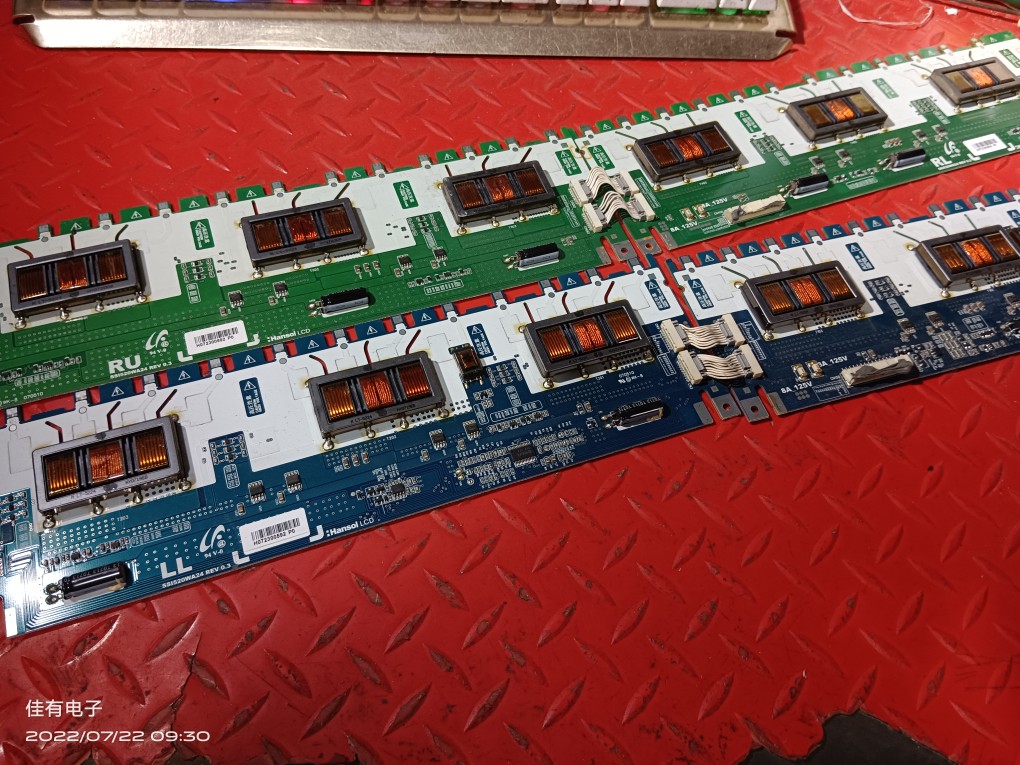 只有3片 RU没了 TCL L52M71F高压板SSI520WA24 REV 0.3 RL LL LU