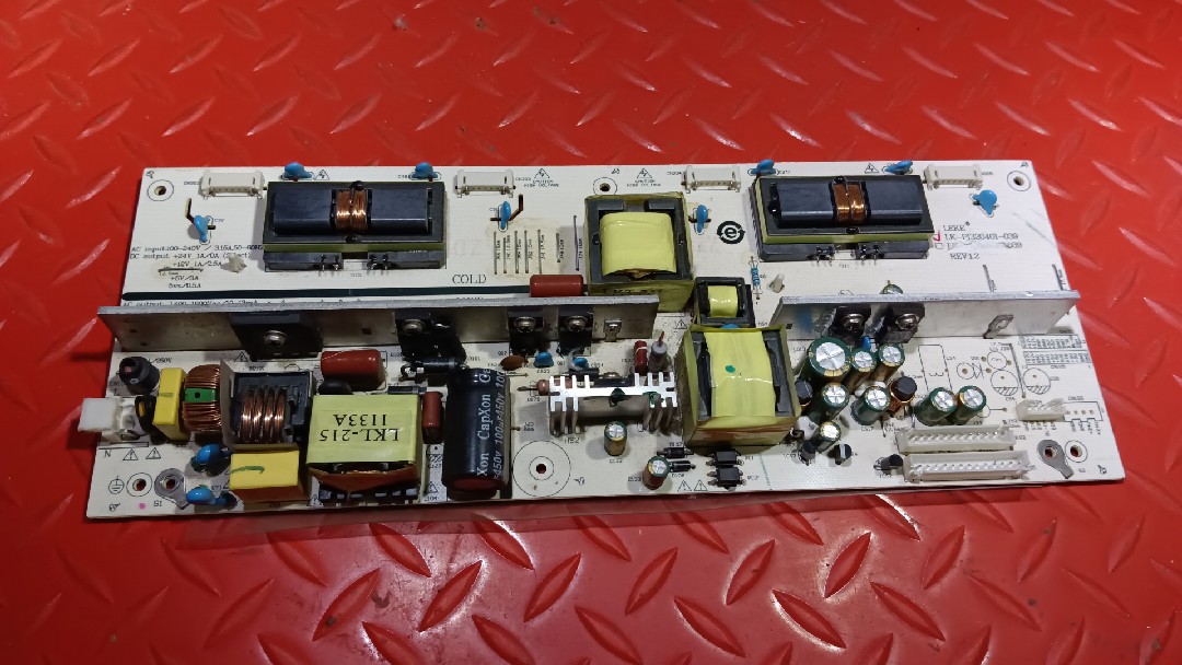 原装熊猫L26F01 电源板LK-PI320401-039B CQC03001006425 对图