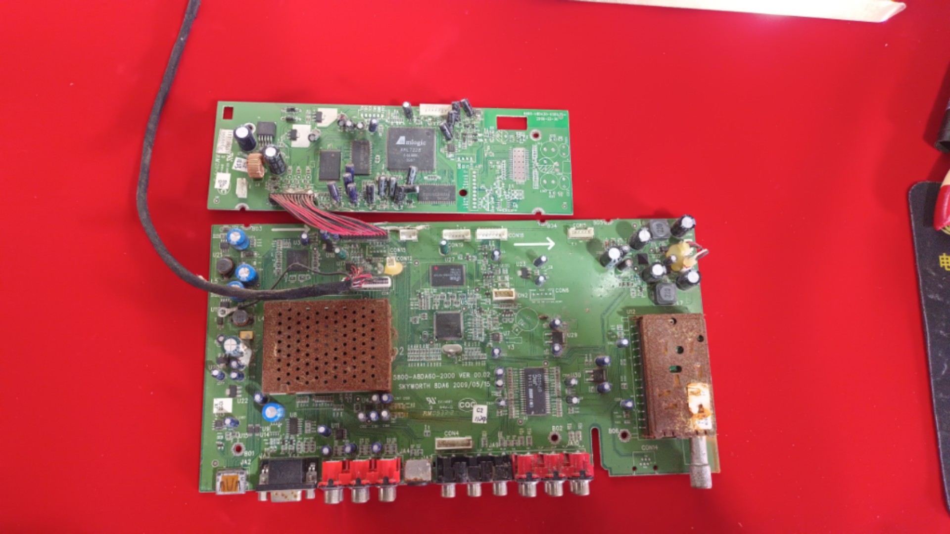 创维 32L08HR 主板 机芯 5800-A8DA60-2000 配LG LC320WXN