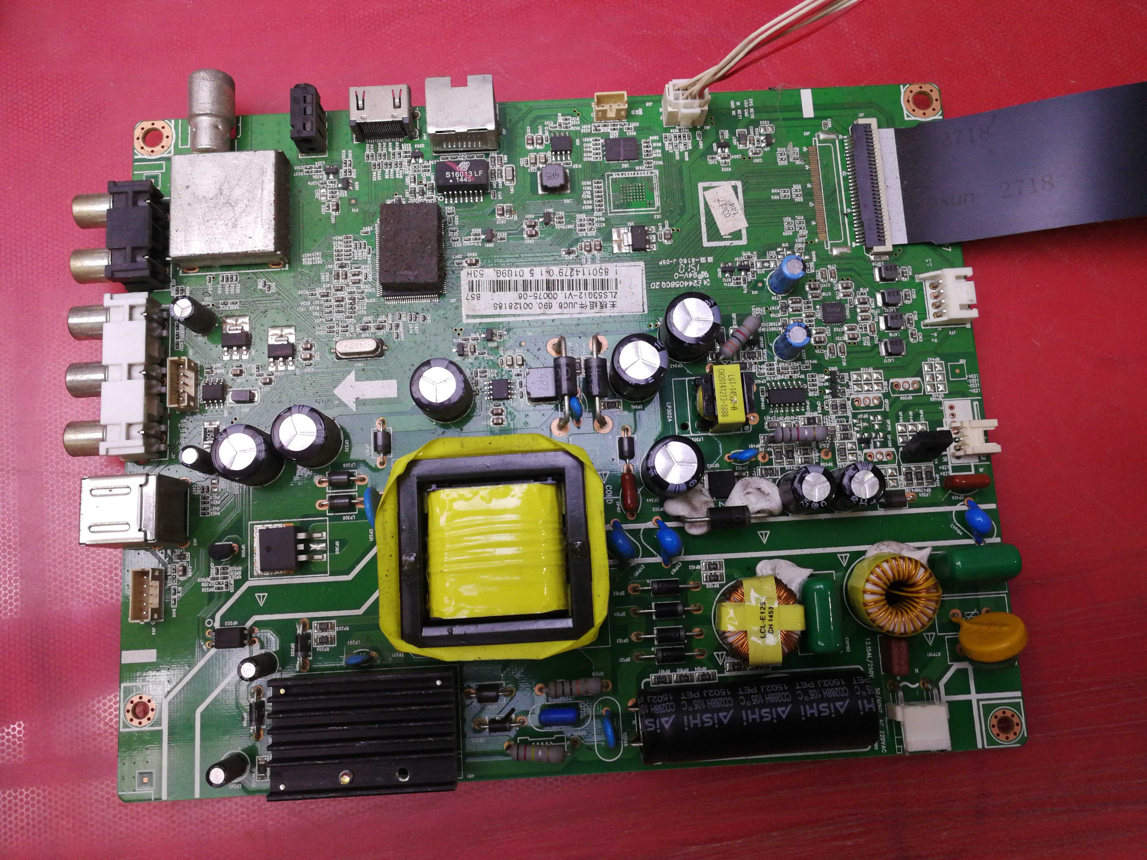 长虹39D2000N 39寸液晶配件主板JUC7.820.00138497屏C390X14-E3-A