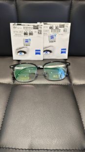 横岗眼镜纯钛眼镜眉毛架实体店配眼镜半框眼镜高度数眼镜近视眼镜