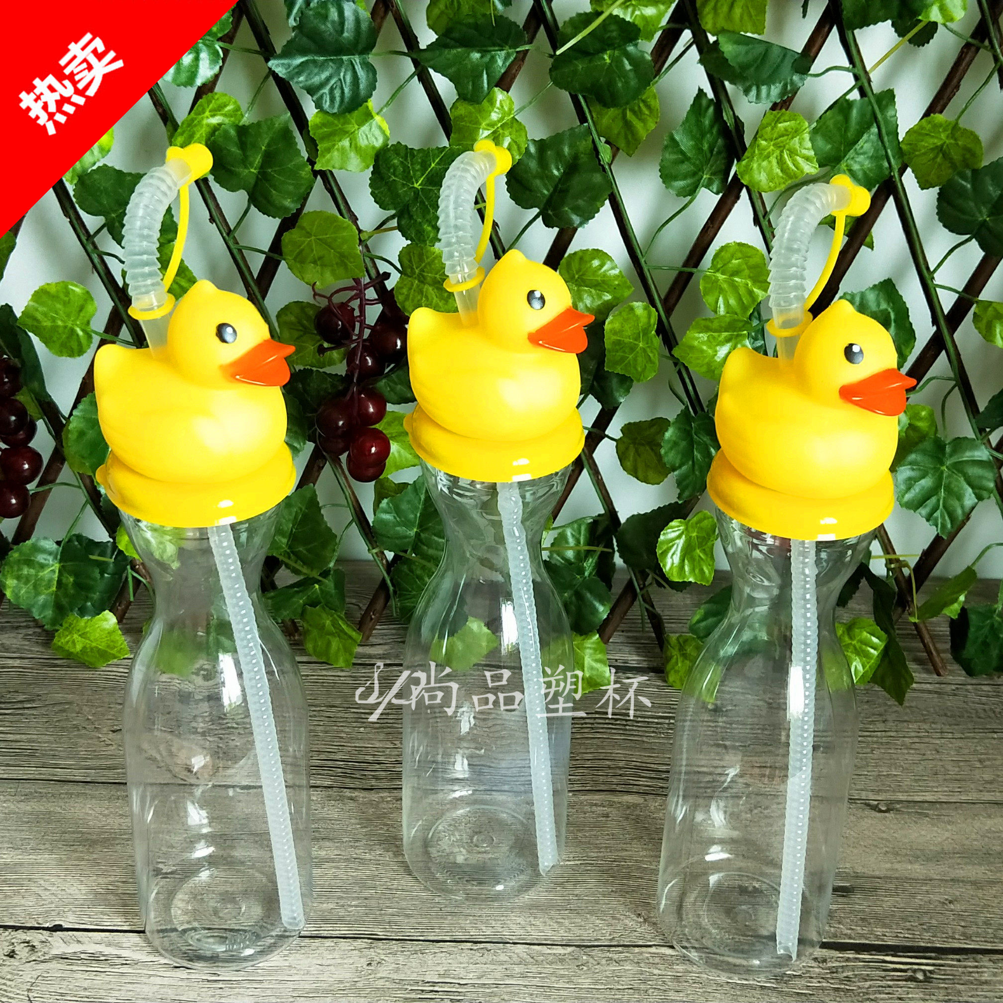 一次性创意卡通动物奶茶杯小黄鸭塑料吸管杯鲨鱼杯果汁杯儿童成人|msdalam kategori pinggan mangkuk, Cup/cawan/cerek, cawan sedutan - dari Buy2taobao.com untuk memberikan perkhidmatan ejen Taobao profesional membeli