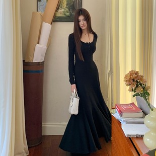 HeartyBite 2025秋冬新款黑色连衣裙女修身显瘦高打底包臀鱼尾裙