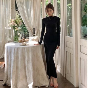 HeartyBite 2025秋冬新款设计感连衣裙女修身显瘦内搭高级感复古