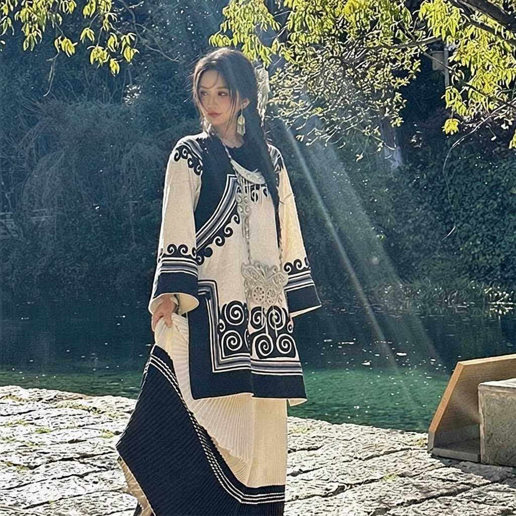 新款彝族风新中式闺蜜旅拍写真｜