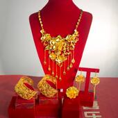 繁花似锦婚嫁套装 三金五金道具结婚饰品仿金项链镀金花朵橱窗摆设