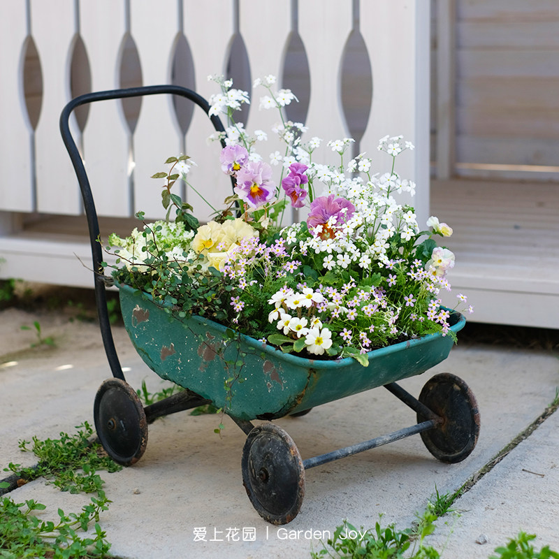 爱上花园|花园里的小拖车 做旧铁艺小拖车 花园杂货 装饰