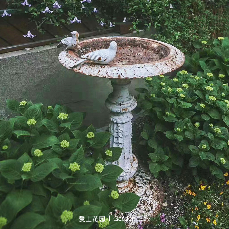 爱上花园花园杂货花园装饰乡村风欧式铸铁双鸟鸟食盆口径53高78.5