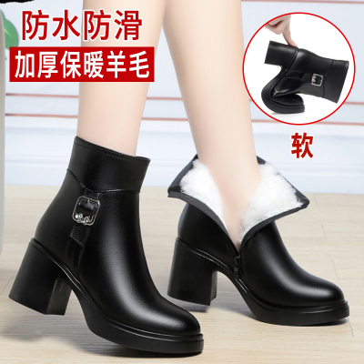 羊毛妈妈棉鞋马丁靴中年加绒皮鞋