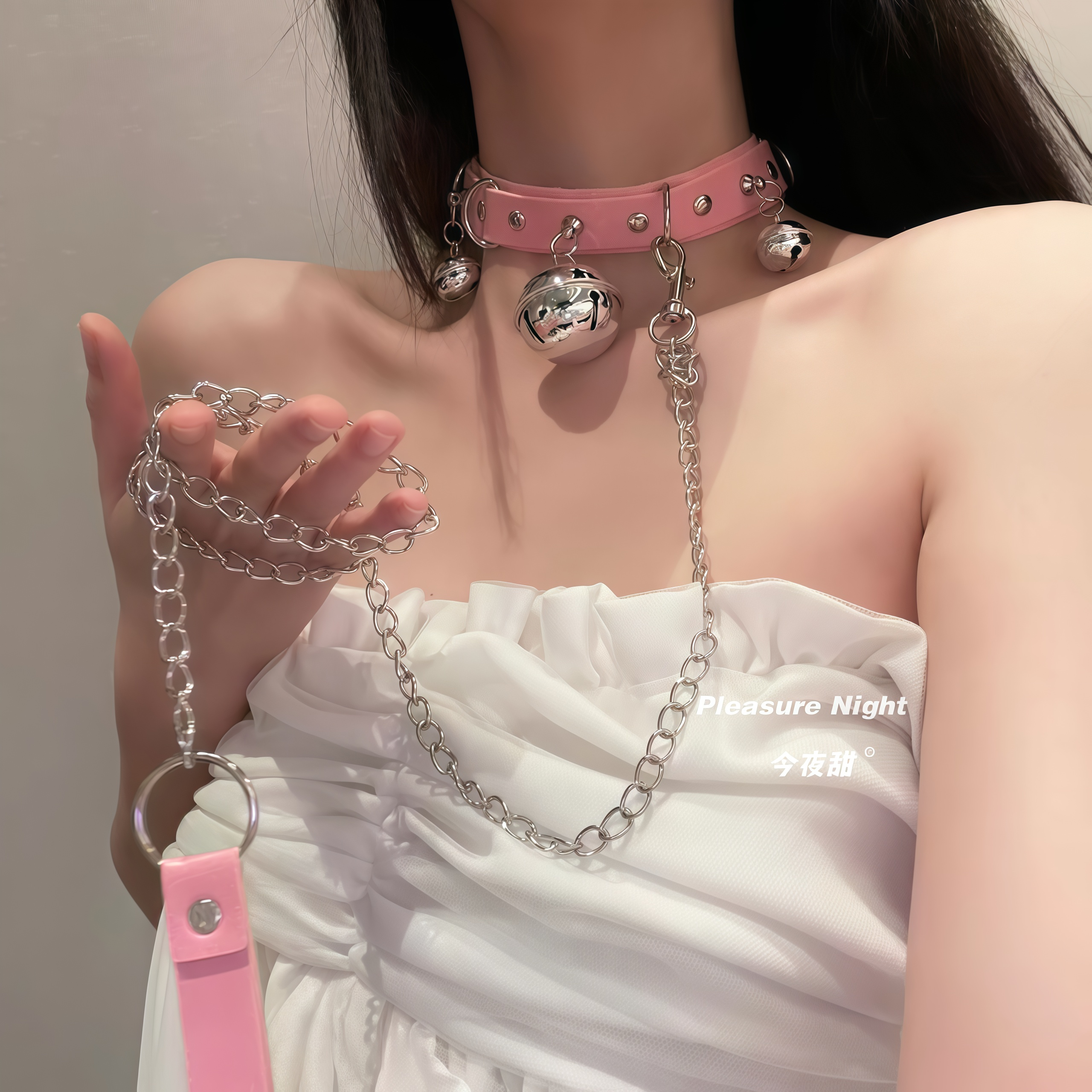 吸引*铃铛项圈牵引绳女情趣颈环圈锁骨链脖子项圈chocker狗链m女