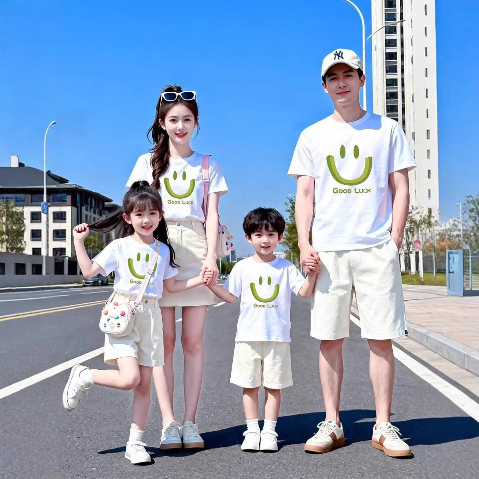 大笑脸幼儿园亲子活动夏季休闲T恤圆领现货速发热卖爆款学生班服
