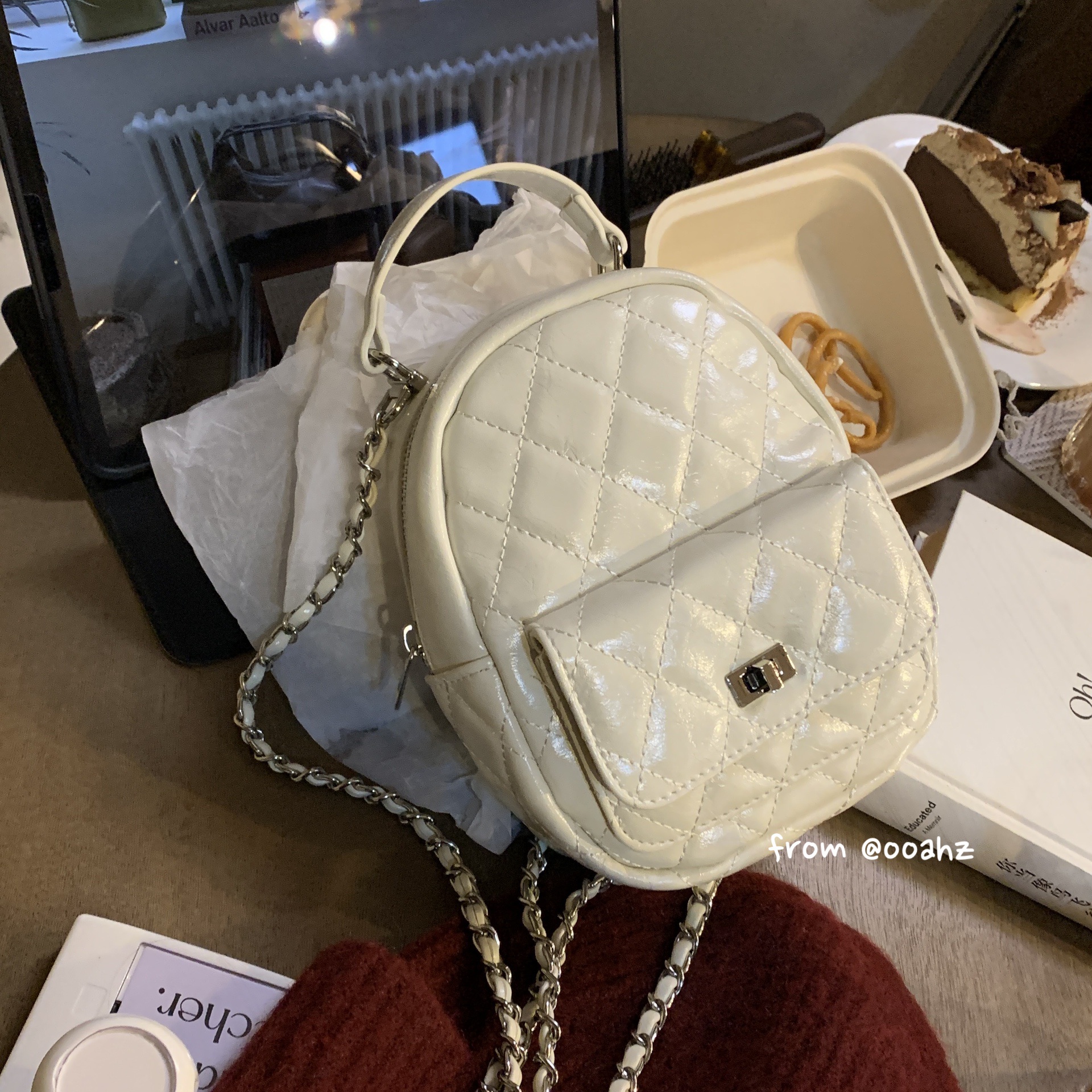 24c小双肩~亮面菱格小香风高级感双肩包 百搭皮穿链条旅行小背包