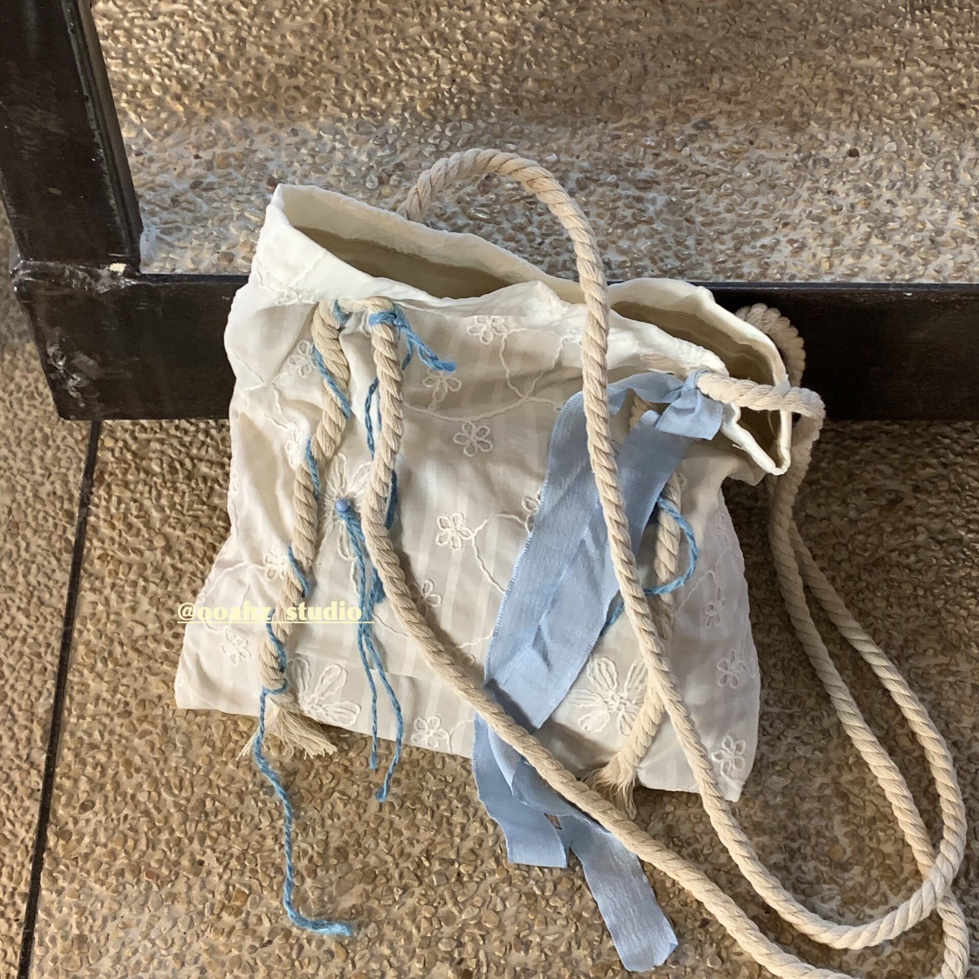 与海同眠~自制"清新蓝飘带"单肩斜跨包 手作温柔流苏花蕊小白布袋