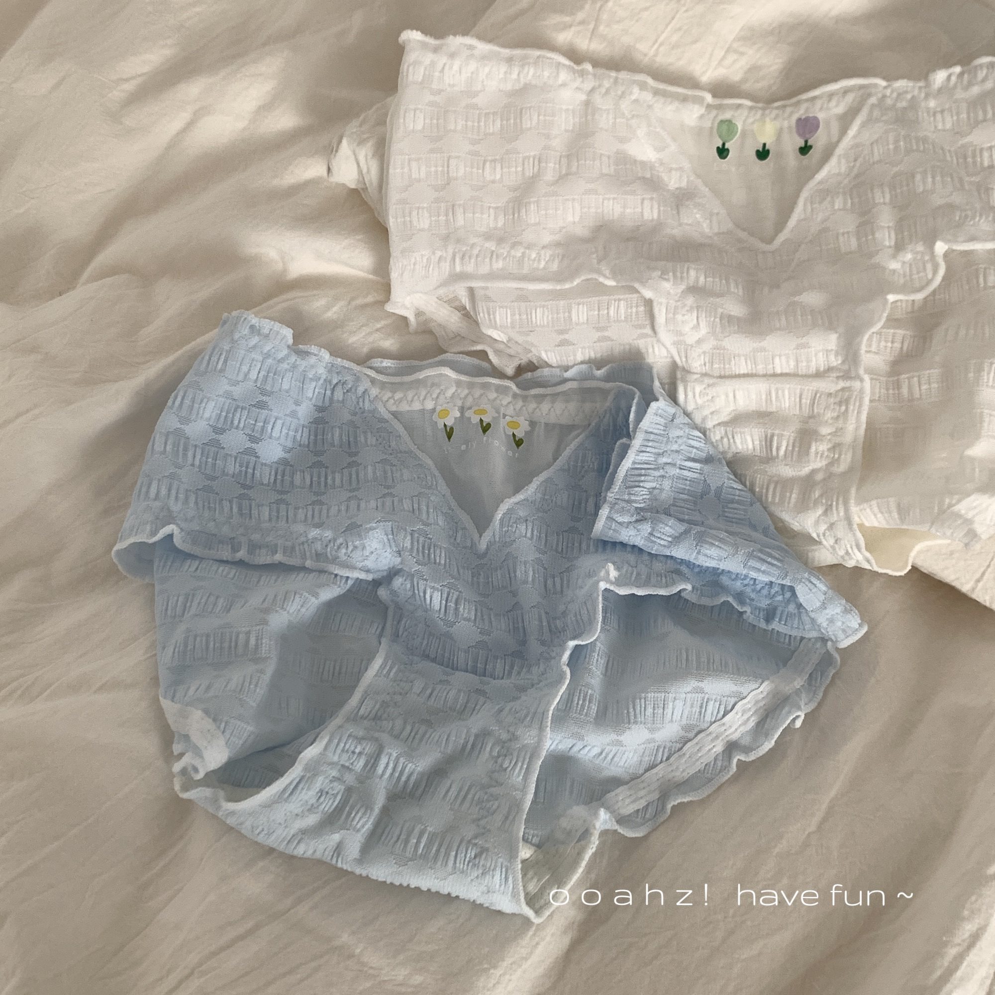 郁金香花语～镂空百褶蕾丝榴莲千层仙气可爱中腰包臀舒适少女内裤