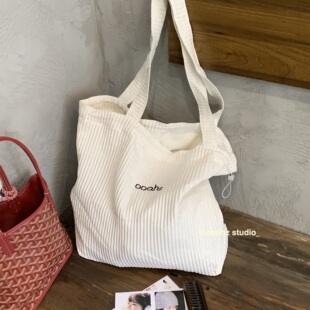 腻子白~久等了!ooahz韩国绗缝刺绣抽绳单肩包慵懒托特包上课书包