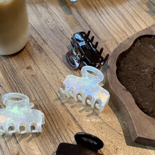 流沙纹理 气质醋酸中号抓夹~字母金标后脑勺盘发鲨鱼夹发夹头饰女