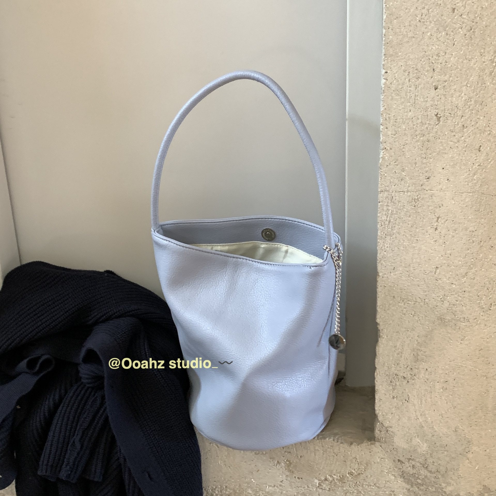 霍比巴恩~荔枝纹软皮水桶包 秋冬小众单肩包圆筒百搭复古手提包,箱包皮具/热销女包/男包,通用款女包,淘宝优惠券,粉丝福利购,淘宝优惠卷