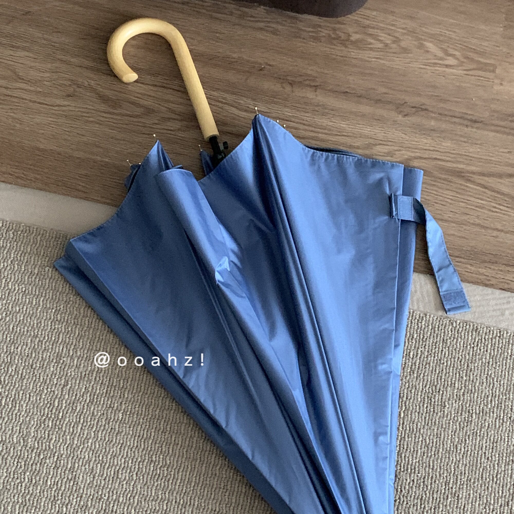 ooahz藏郁蓝黑胶长柄雨伞