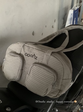 普信出圈~ooahz自制小众设计包包 尼龙绗缝百搭休闲ins单肩腋下包