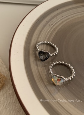 透明爱心水钻戒指复古金属风