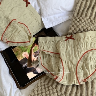 全棉档少女泡泡裤 裸感无缝中腰女士内裤 透气高弹三角裤 森林氛围