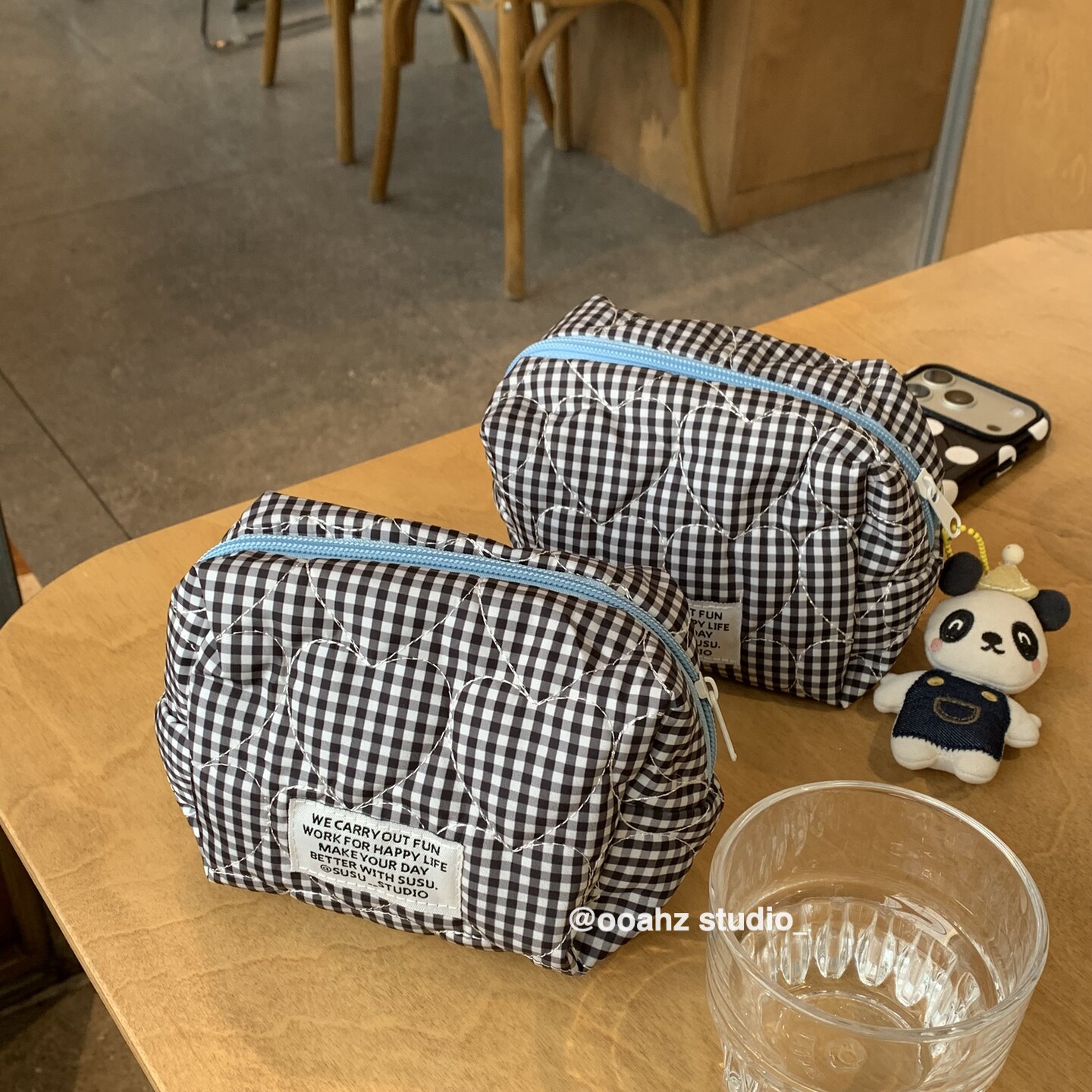 有趣工作~韩国ins拉链袋出游旅行便携绗缝爱心黑格子化妆品收纳包