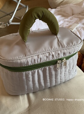 配色分享~ooahz定制橄榄灰大容量尼龙化妆包便携手提护肤品收纳袋