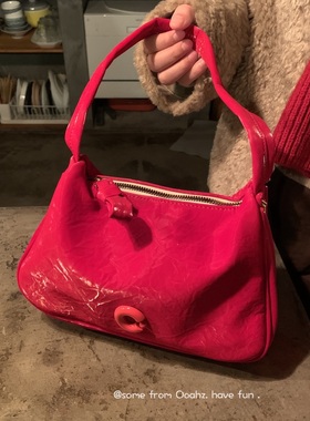 C位出道~圣诞限定红 流光小众手提包包 高级感红色婚包单肩腋下包