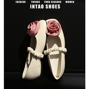 内增高花朵玛丽珍单鞋女2026年春季新款法式一字带圆头软底奶奶鞋