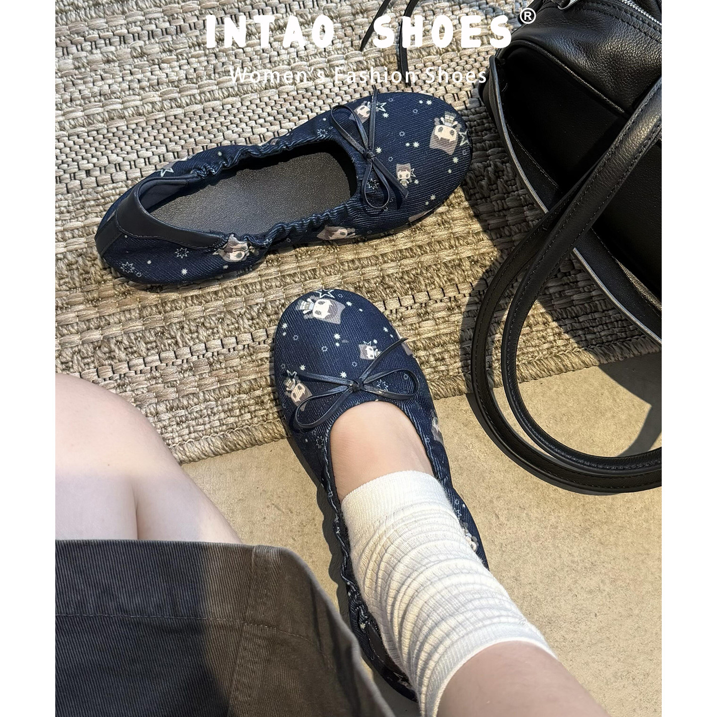 蓝色牛仔卡通公仔单鞋女平底
