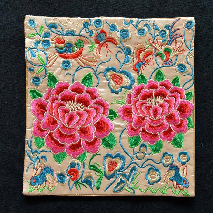 中国风布艺刺绣牡丹花绣片机绣补子鼠标垫餐垫电话垫瓶垫茶壶垫