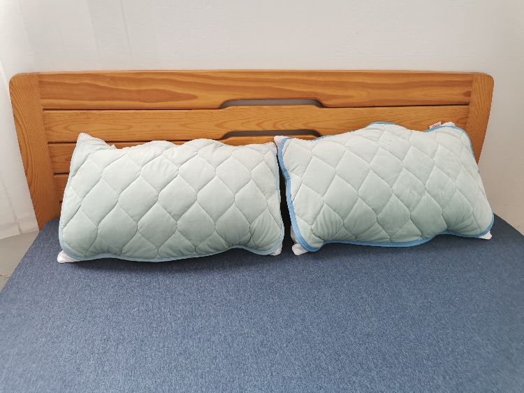 出口日本枕巾冬季水晶绒保暖枕垫珊瑚绒枕套一条素色大号情侣成人