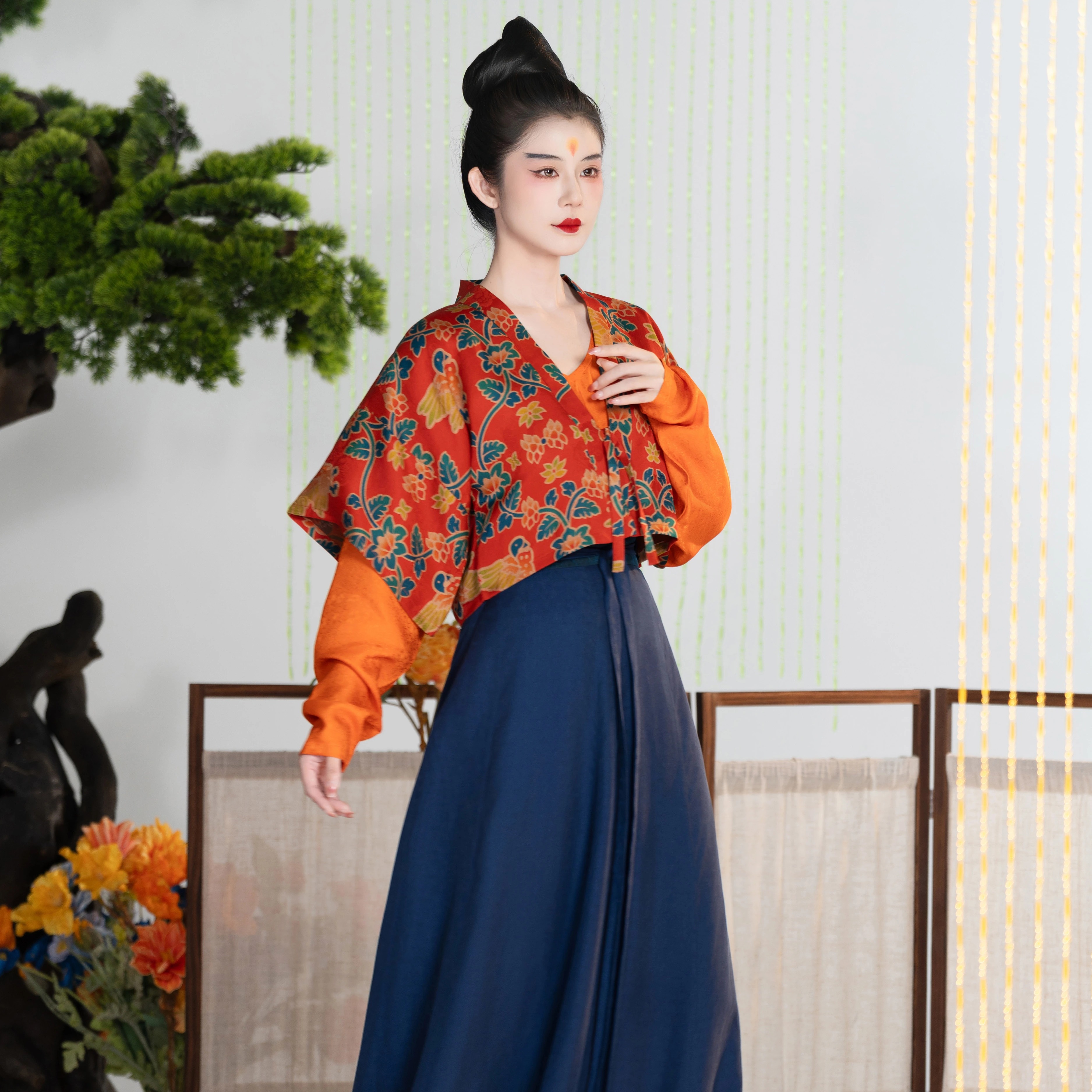复原香云纱武周汉服女