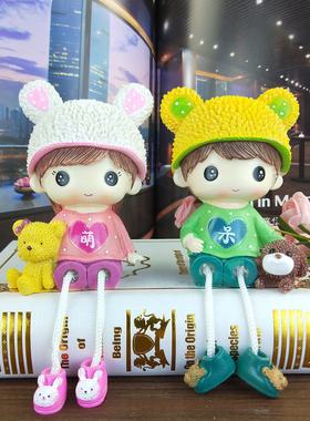 创意家居装饰品客厅小摆件 亲嘴情侣树脂工艺品婚庆摆设吊脚娃娃