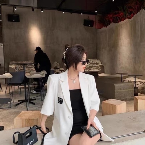 初衣服饰 CYFSGG969 整款下架