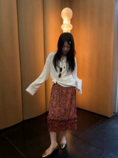 VERSO韩系复古印花荷叶边半身裙女2026新款高腰显瘦中长款a字裙