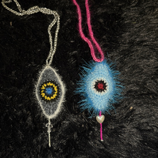 纯手工毛线编织BlingBling毛线饰品复古十字架爱心恶魔之眼毛衣链