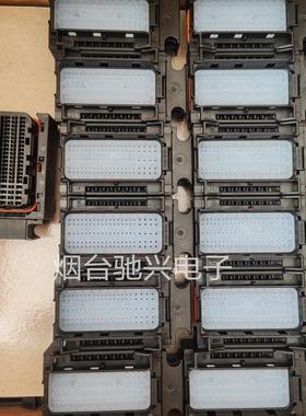 1928405503博世汽车电脑板插头105针 1928405455