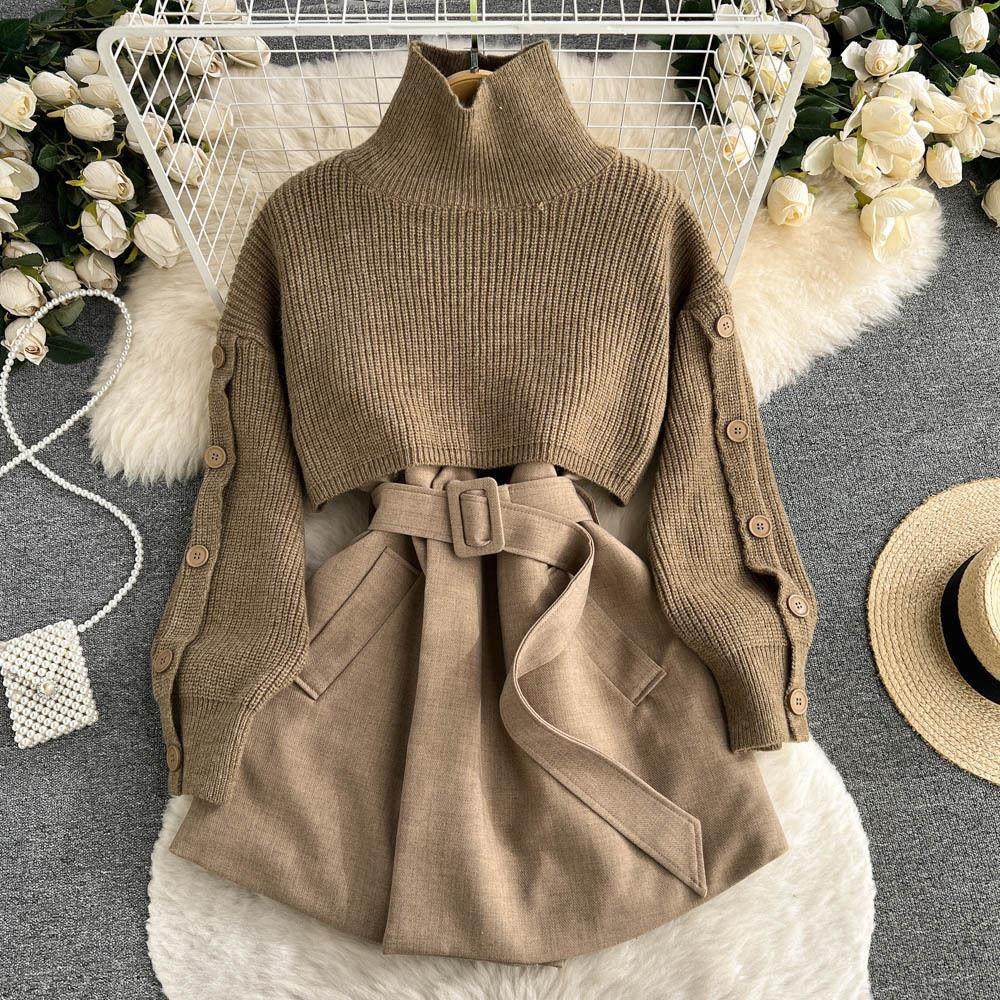 春秋温柔系穿搭女2025新款韩版时尚气质短款毛衣背心西装裙两件套